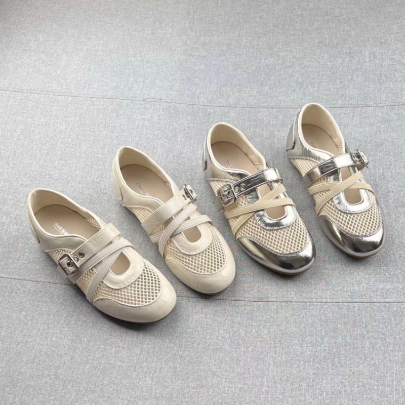 Women Shoes Size Chart - New Splicing Woven Hollow Sneakers 2026