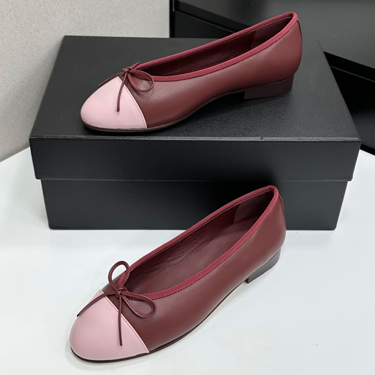 2026 Women's Two-Tone Cap-Toe  - Women Shoes Heels recensie en prijs