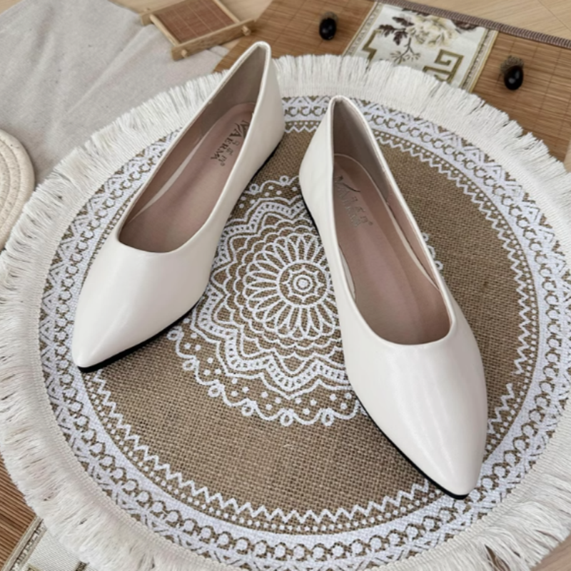 Women Simple Flats Pointed Tol - Women Shoes For Big Feet recensie en prijs